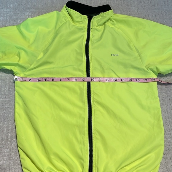 Hind Cycling wind jacket / lightweight windbreaker visible neon yellow M’s Small - Picture 4 of 12